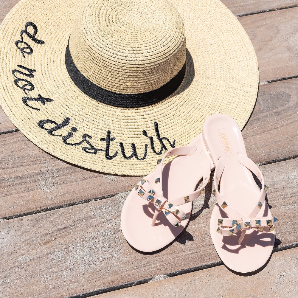 👠 Beige Studded Jelly Sandals - Picture 4 of 4
